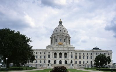 Senators Push FMCSA Chief to Reform Trucker Hours of Service Rule